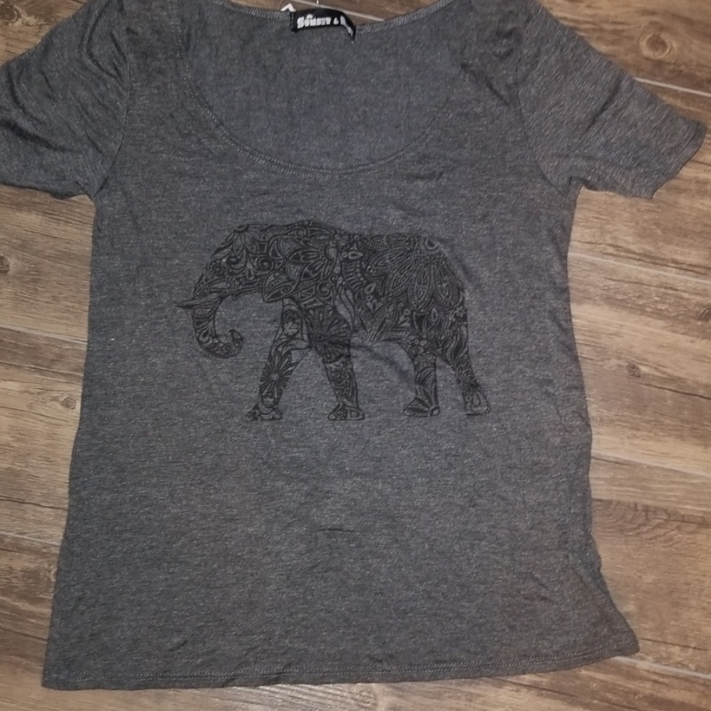 Womens small sunset and rose elephant shirt